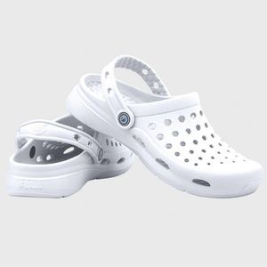 Women’s joybees Lizzie water clogs NWT